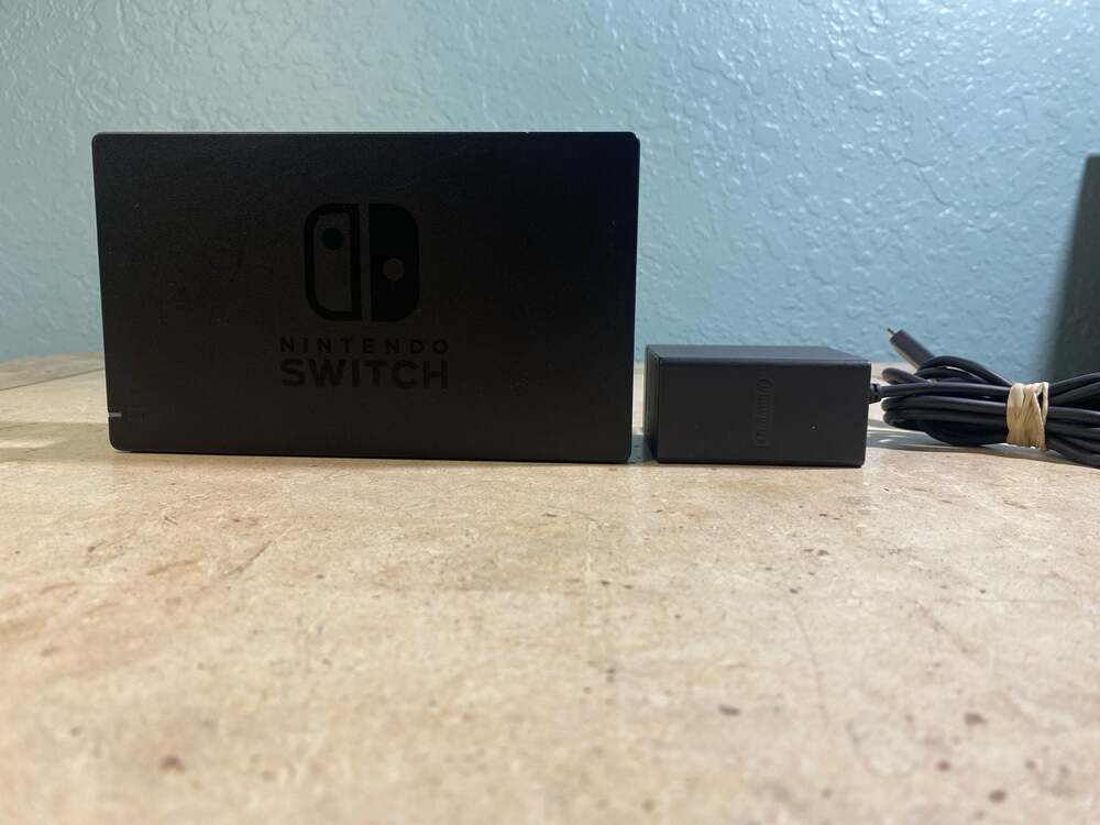 Nintendo Switch Docking Station with AC Adapter (HAC-007)